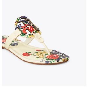 NIB Tory Burch Miller Patent Thong Sandal Size 8.5 tea time floral